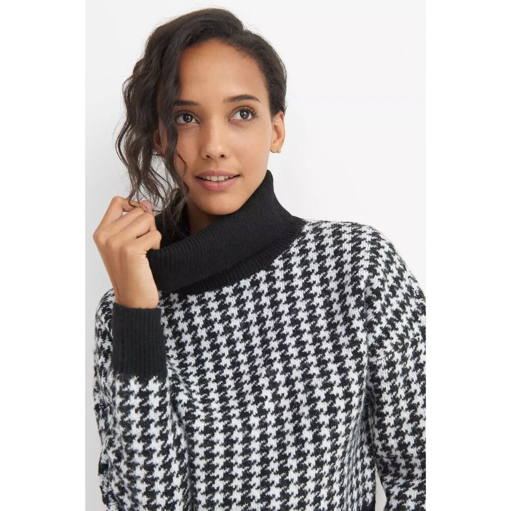 Anthropologie Black and White Houndstooth Turtleneck Sweater